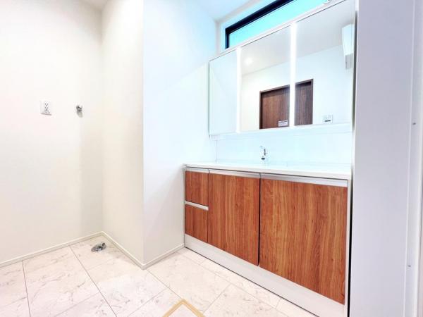 横浜市青葉区榎が丘 新築戸建 洗面化粧台