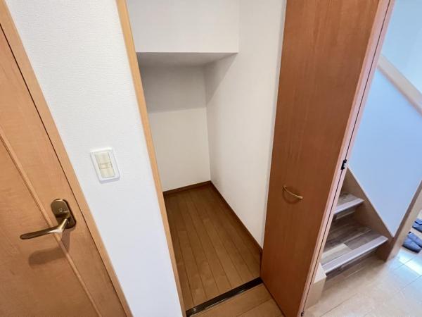 一宮市丹陽町外崎字郷 中古戸建 収納