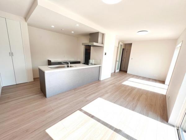 新築戸建 厚木市妻田北２丁目 小田急線本厚木駅 4,180万円