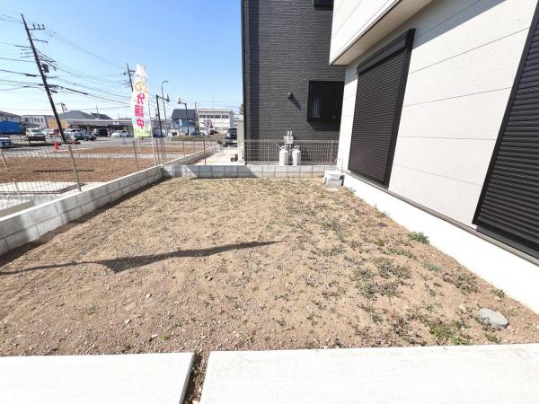 厚木市妻田北２丁目 新築戸建 庭