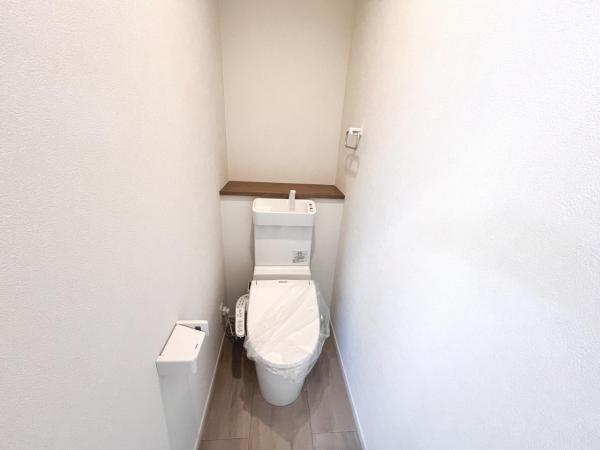 厚木市妻田北２丁目 新築戸建 トイレ