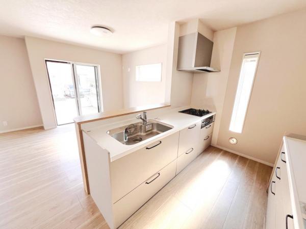 厚木市妻田北２丁目 新築戸建 キッチン