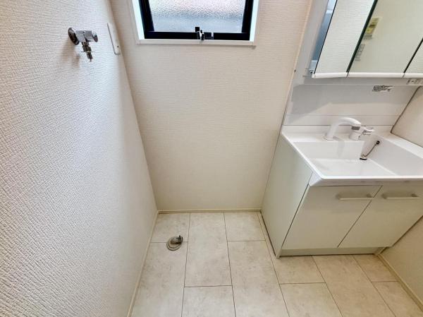 横須賀市浦賀丘３丁目 戸建 ランドリースペース