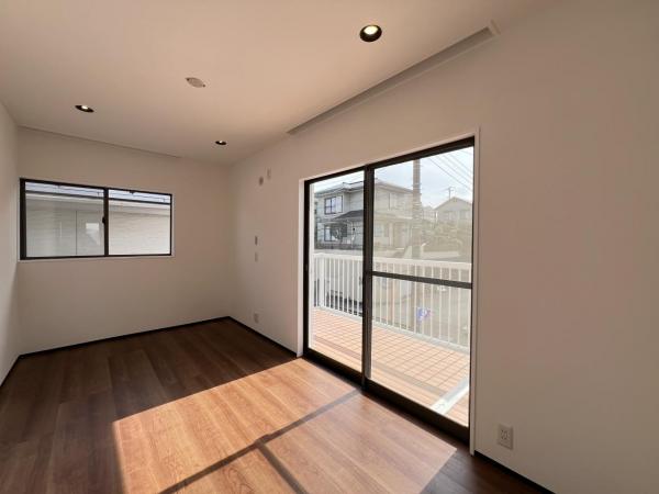 横浜市旭区上白根２丁目 中古戸建 洋室