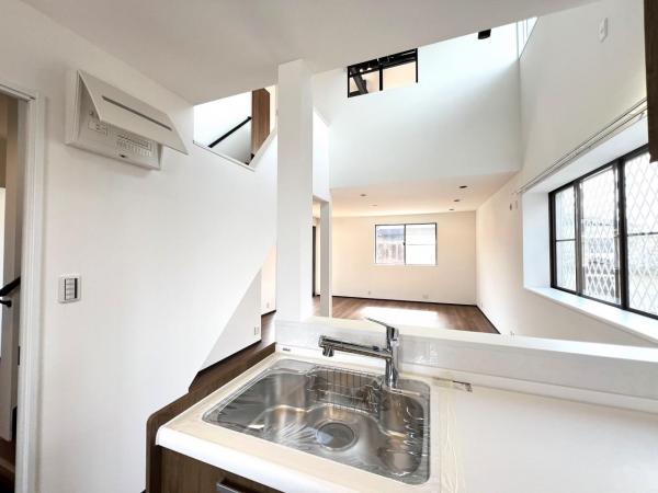 横浜市旭区上白根２丁目 中古戸建 ダイニングキッチン