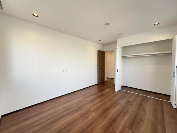 横浜市旭区上白根２丁目 中古戸建 収納