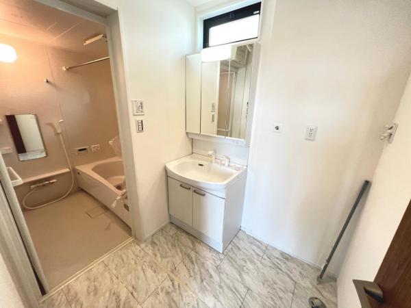 川崎市多摩区西生田5丁目2期 脱衣所