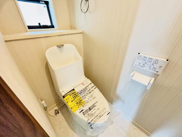 横須賀市上町３丁目 戸建 トイレ