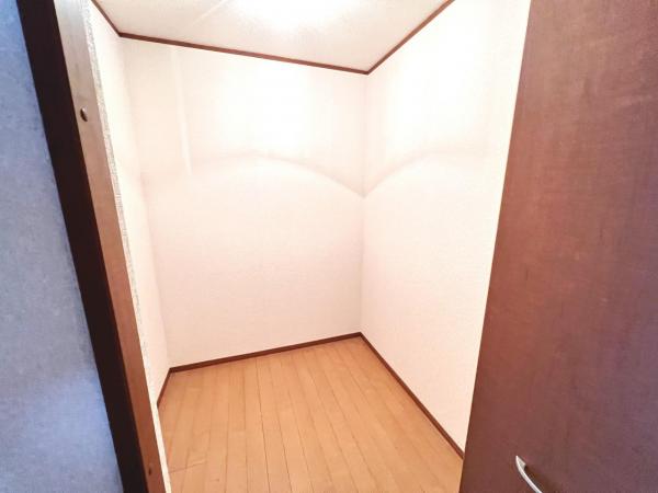 厚木市山際 中古戸建 収納