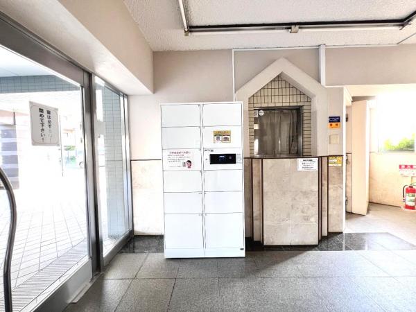 コスモ立川サングレイス 宅配ボックス