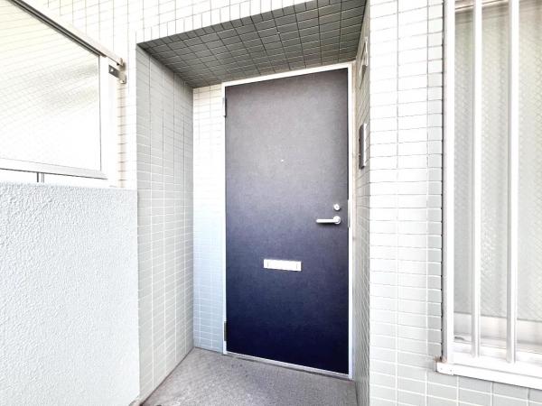コスモ立川サングレイス 玄関(共用部)