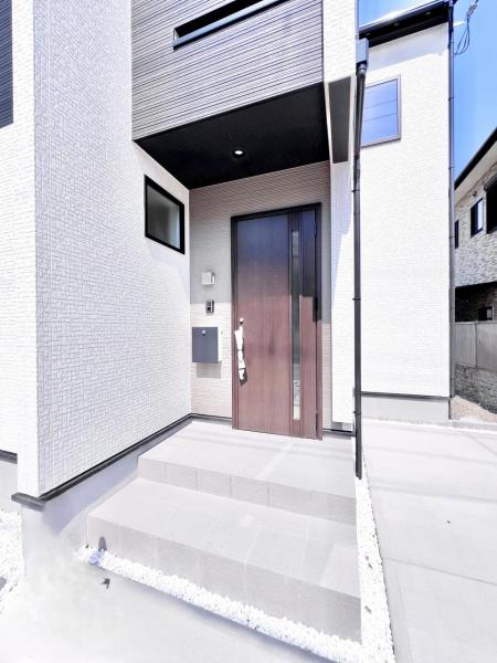 堺市西区浜寺昭和町４丁 戸建 玄関
