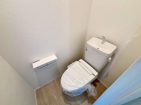 横須賀市西浦賀２丁目 戸建 トイレ