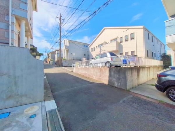 座間市立野台2丁目84番 