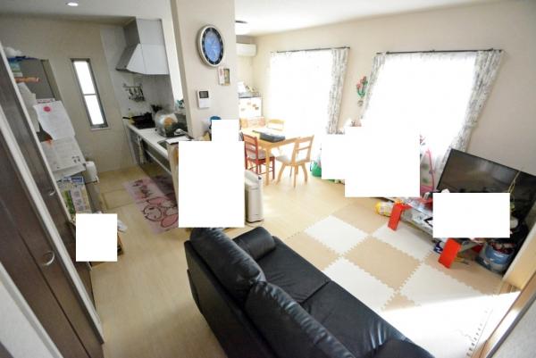 伊勢原市田中 中古戸建 リビング