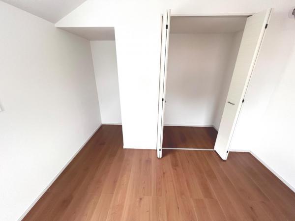 枚方市招提南町１丁目 戸建 収納