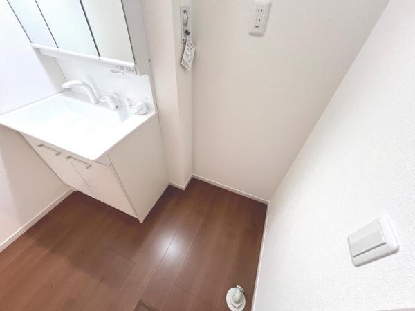 枚方市招提南町１丁目 戸建 ランドリースペース