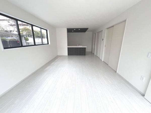 枚方市香里ケ丘７丁目 戸建 リビングダイニング