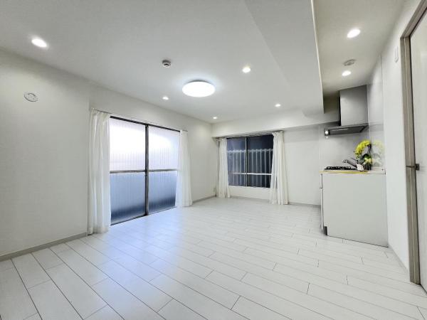 八王子ローヤルマンション リビングダイニング