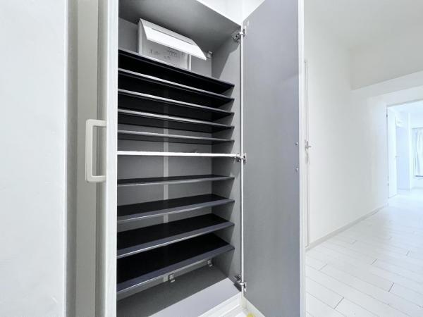 八王子ローヤルマンション 玄関