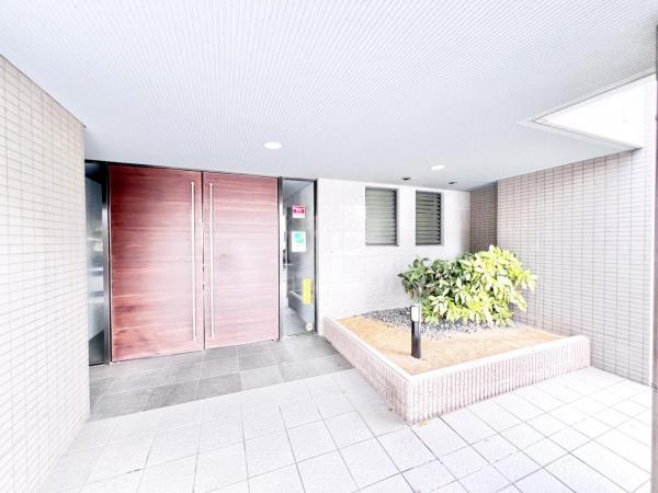 藤和浜寺公園ホームズ駅前通り 玄関(共用部)