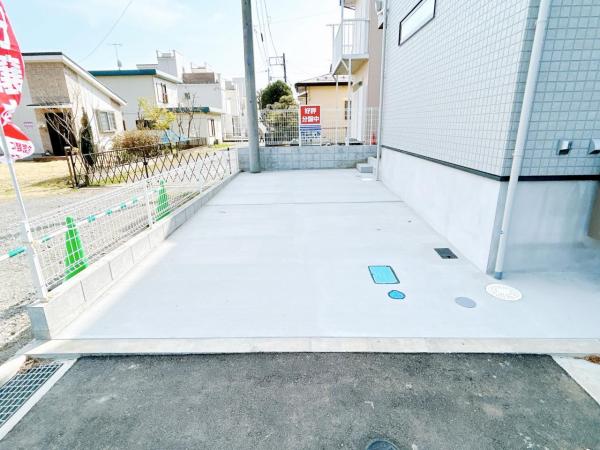 秦野市堀川 戸建 駐車場