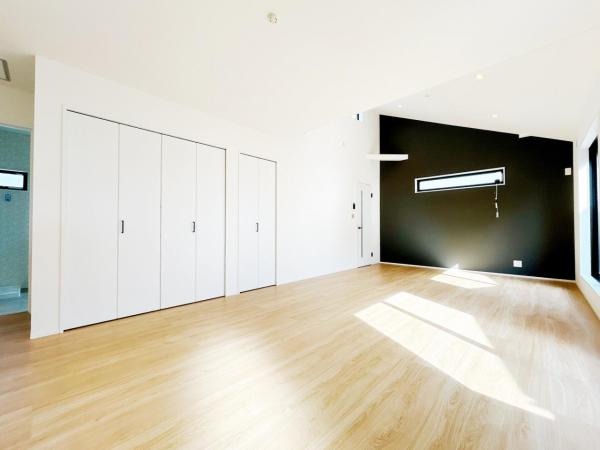 秦野市堀川 戸建 リビングダイニング