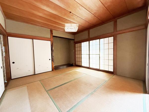 小田原市飯田岡 中古戸建 リビング