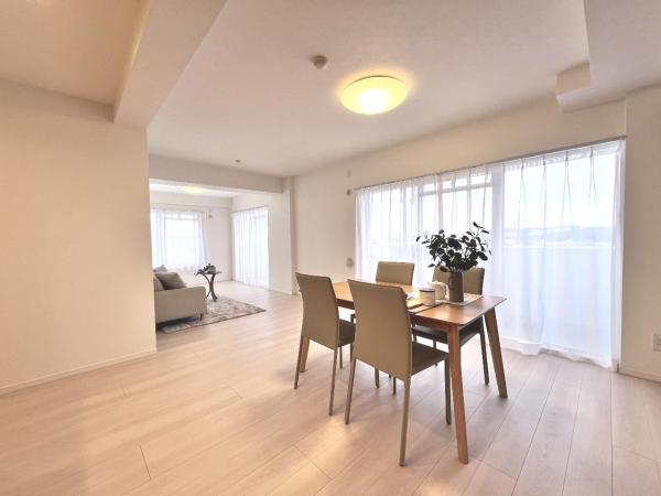 ライオンズマンション昭島第二 リビングダイニング