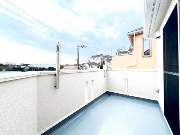 川崎市宮前区水沢３丁目 中古戸建 バルコニー