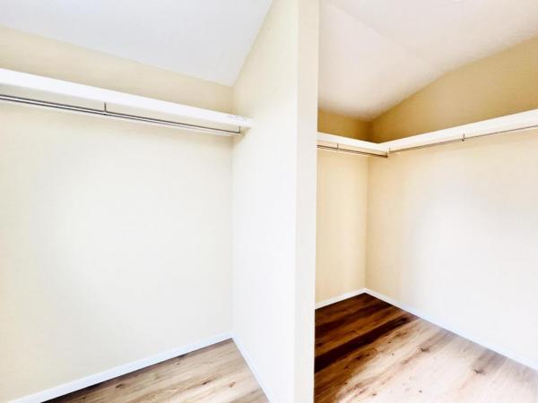 緑区あすみが丘8丁目 ウォークインクローゼット