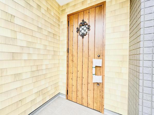 緑区あすみが丘8丁目 玄関