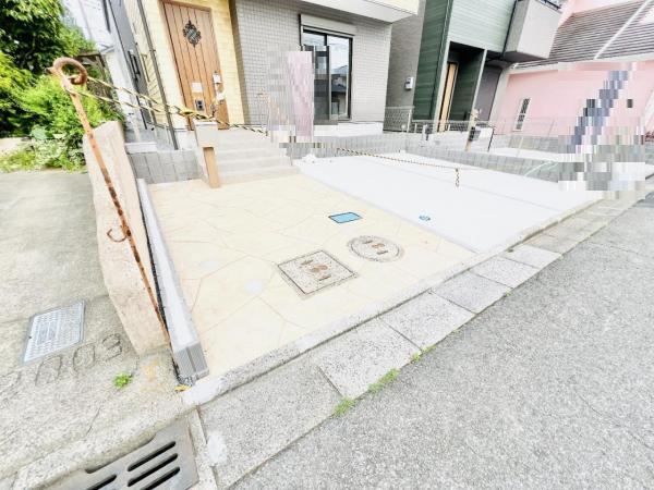 緑区あすみが丘8丁目 駐車場