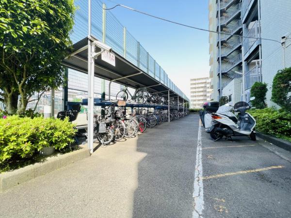 サンヴェール橋本ツインタワー 駐輪場