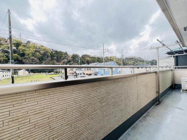 愛甲郡愛川町角田 中古戸建 バルコニー