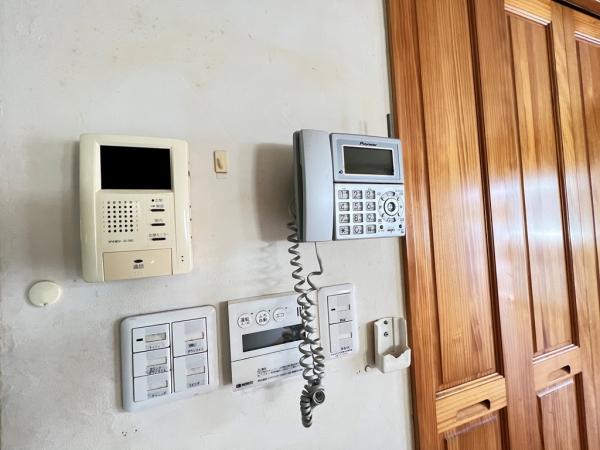 相模原市緑区向原３丁目 中古戸建 TVモニター付きインターフォン