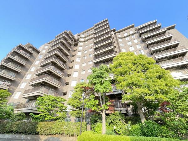 エステ・スクエア成瀬壱番館 外観写真