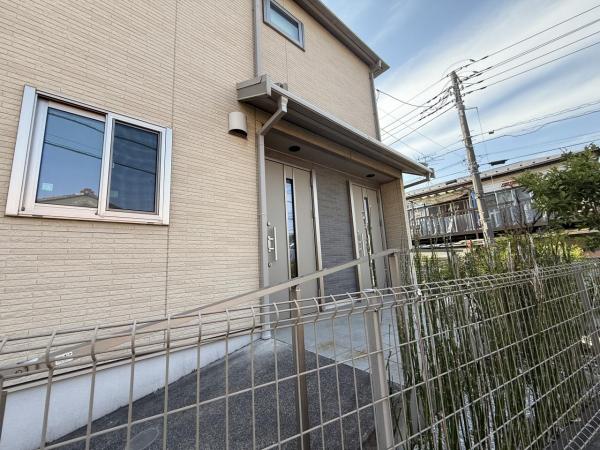 町田市成瀬が丘３丁目 中古戸建 玄関(共用部)