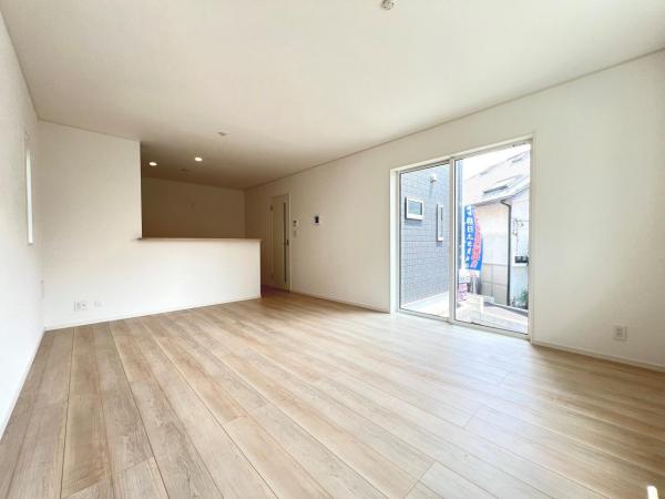 新築戸建 神奈川県横浜市青葉区荏田西４丁目 東急田園都市線市が尾駅 6,280万円