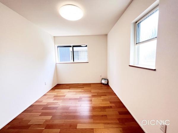 岩倉市本町前田 戸建 子供部屋