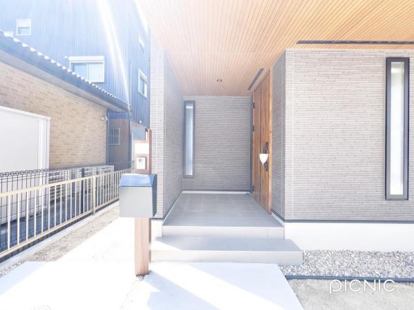 岩倉市本町前田 戸建 玄関