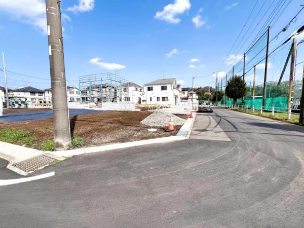 大和市上和田23-1期　土地 前面道路含む現地写真