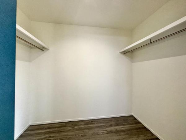 横須賀市岩戸５丁目 中古戸建 ウォークインクローゼット