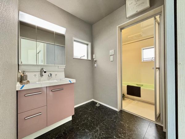 横須賀市岩戸５丁目 中古戸建 脱衣所