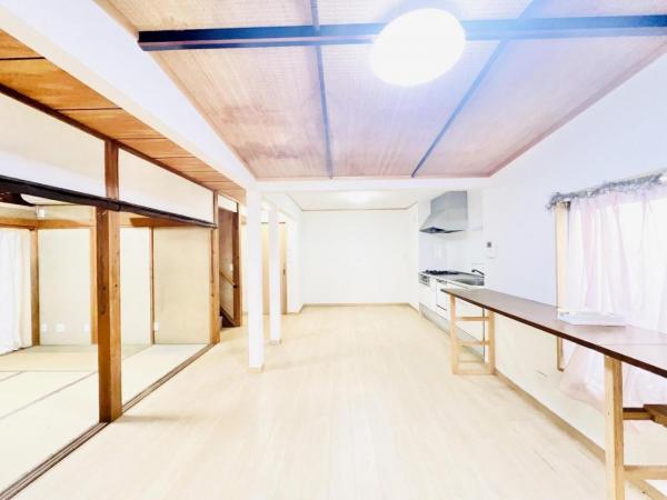 木更津市東太田３丁目 中古戸建 リビングダイニング