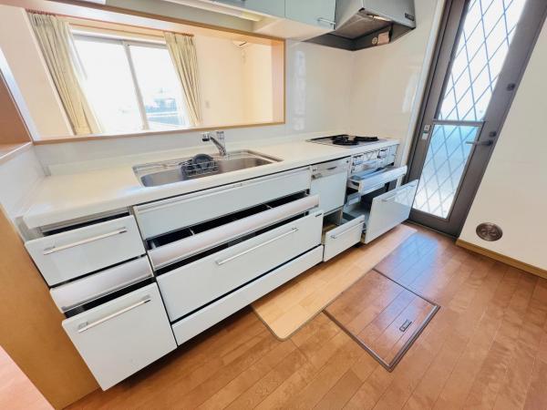 相模原市南区下溝 中古戸建 キッチン