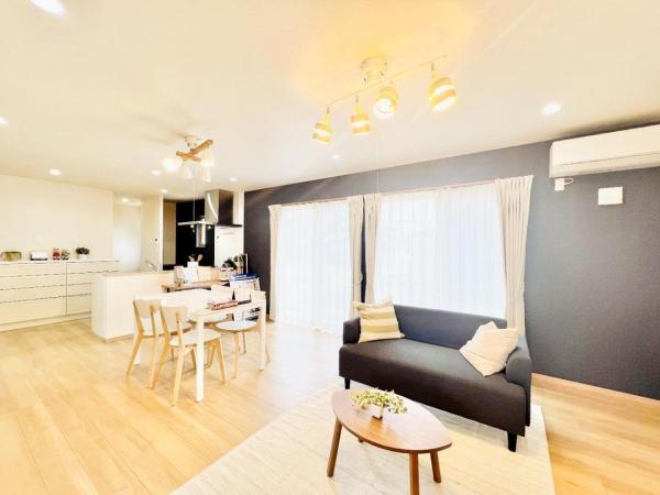 茂原市ゆたか 戸建 リビングダイニング