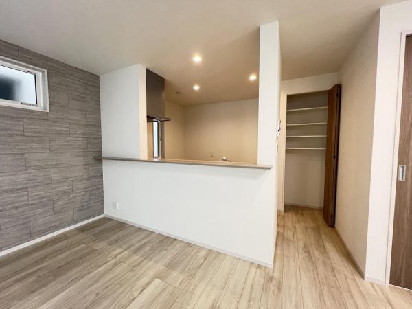 藤沢市高倉9期 ダイニングキッチン