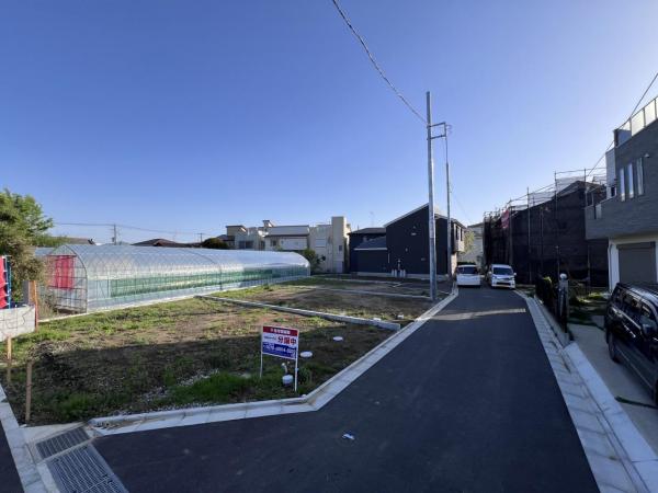 海老名市社家２丁目 土地 前面道路含む現地写真