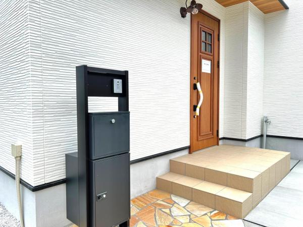 秦野市渋沢 新築一戸建 玄関
